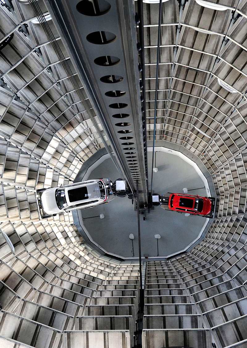 Illustration for article titled VW's 200-Foot Tower Of Cars Must Be Seen To Be Believed